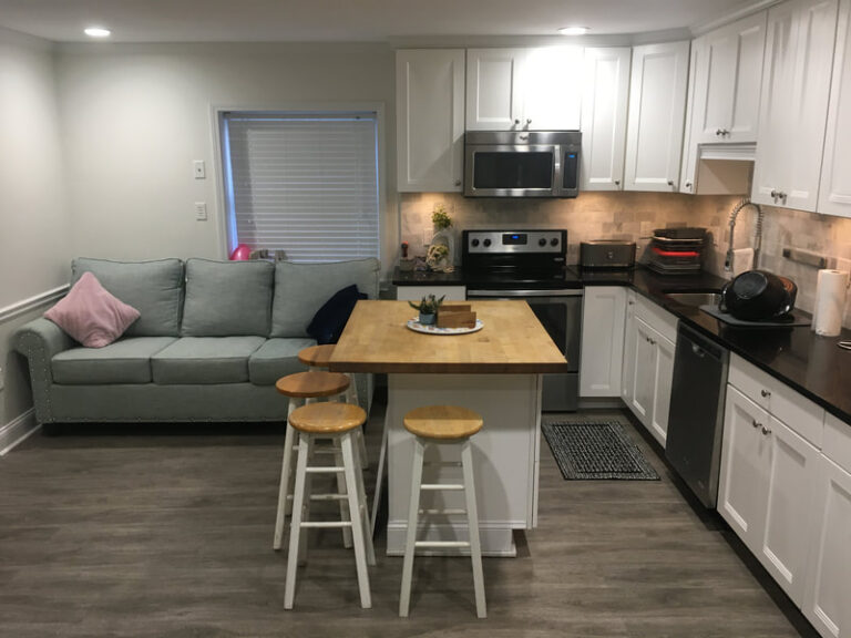 417 S. Fess Ave - Suite 4